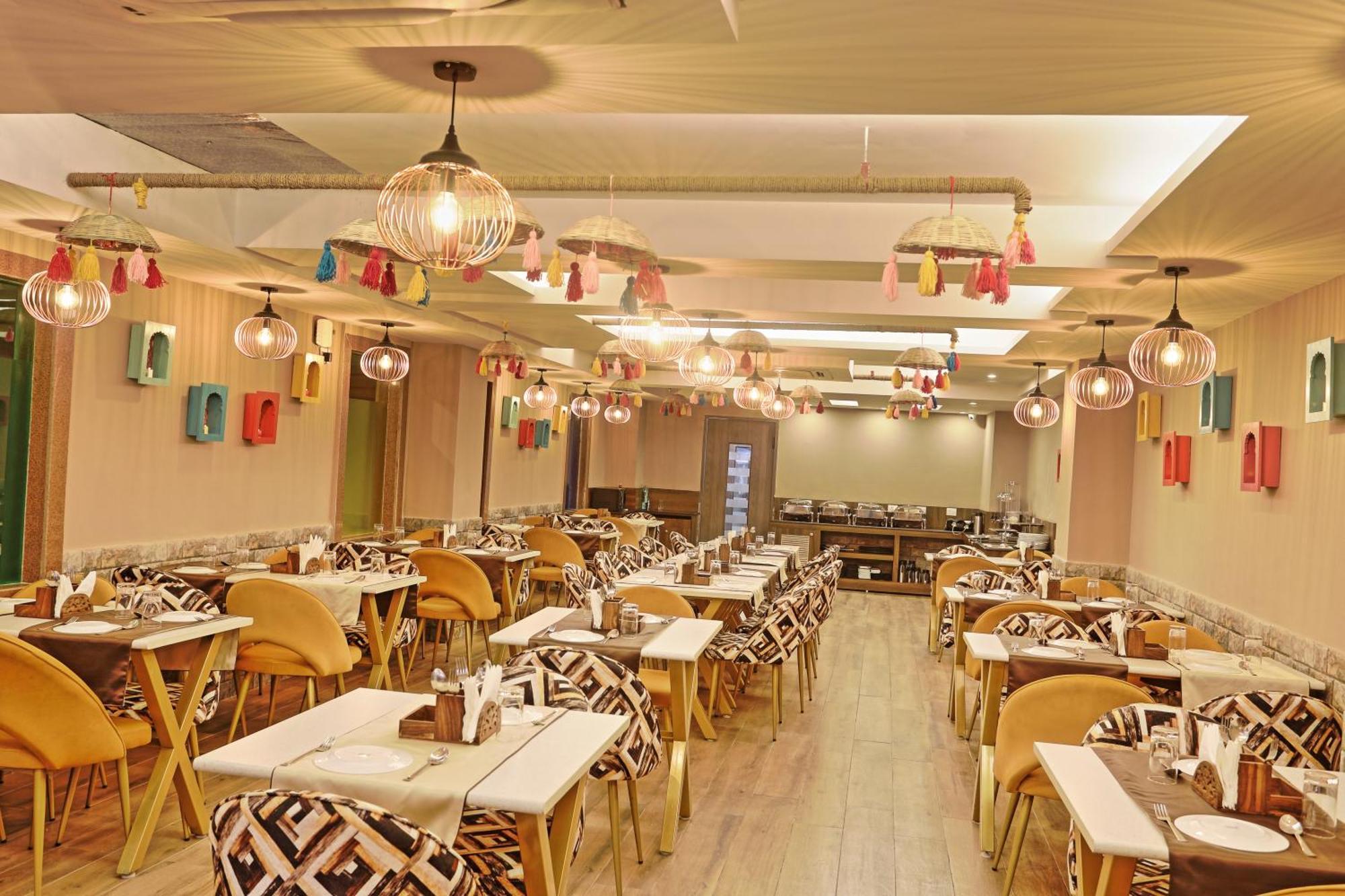 Hotel Oxmo Delhi Airport With Free Airport Transsfer New Delhi Bagian luar foto