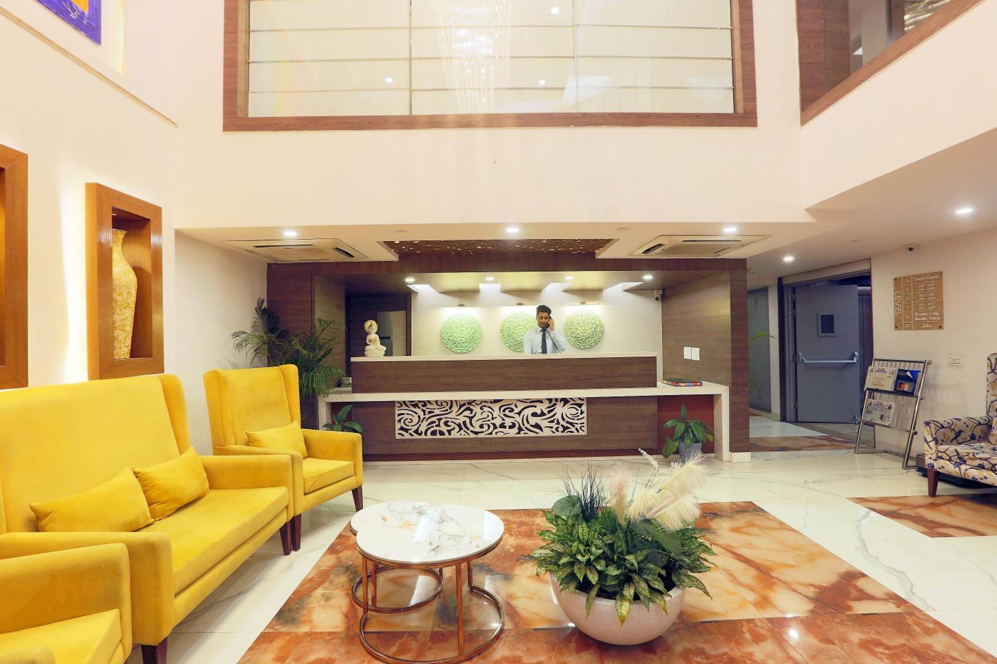 Hotel Oxmo Delhi Airport With Free Airport Transsfer New Delhi Bagian luar foto