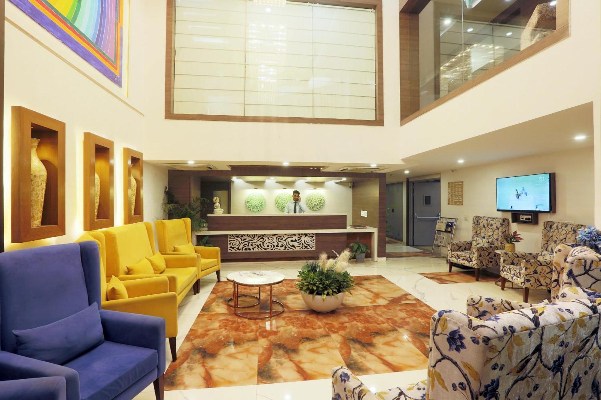 Hotel Oxmo Delhi Airport With Free Airport Transsfer New Delhi Bagian luar foto